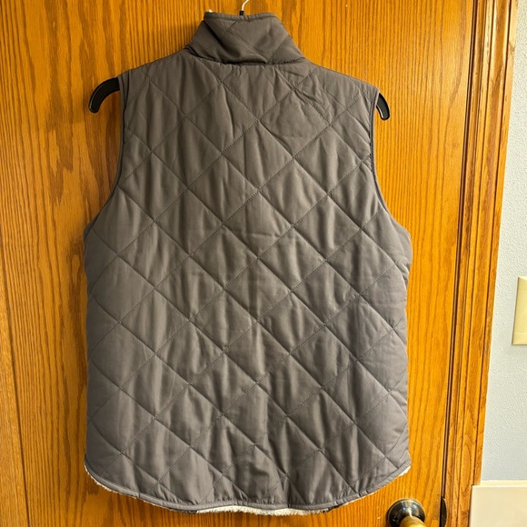 Reversible Thread & Supply Grey and Plaid Vest - Picture 4 of 9